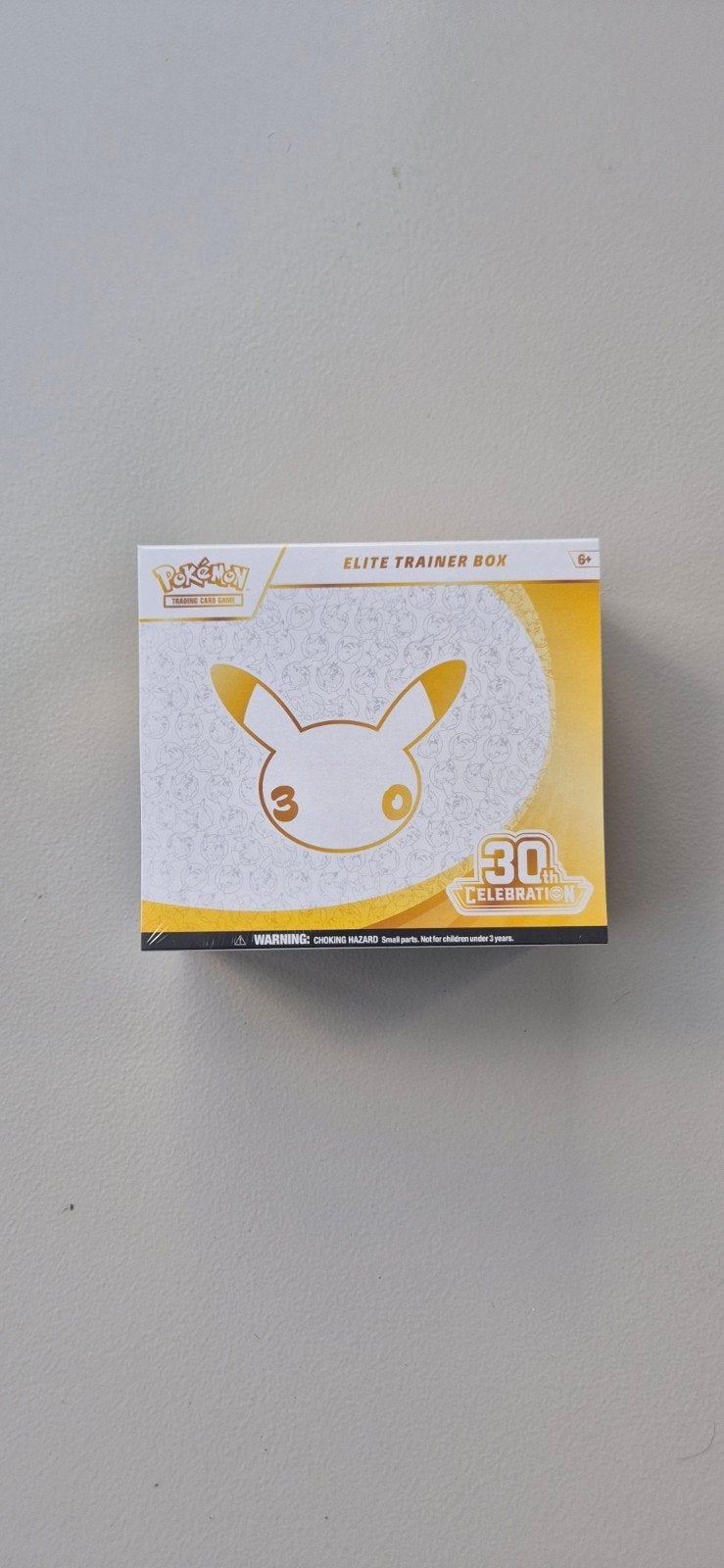 Pokémon Elite Trainer Box 30th Celebration, Enlèvement ou Envoi, Neuf