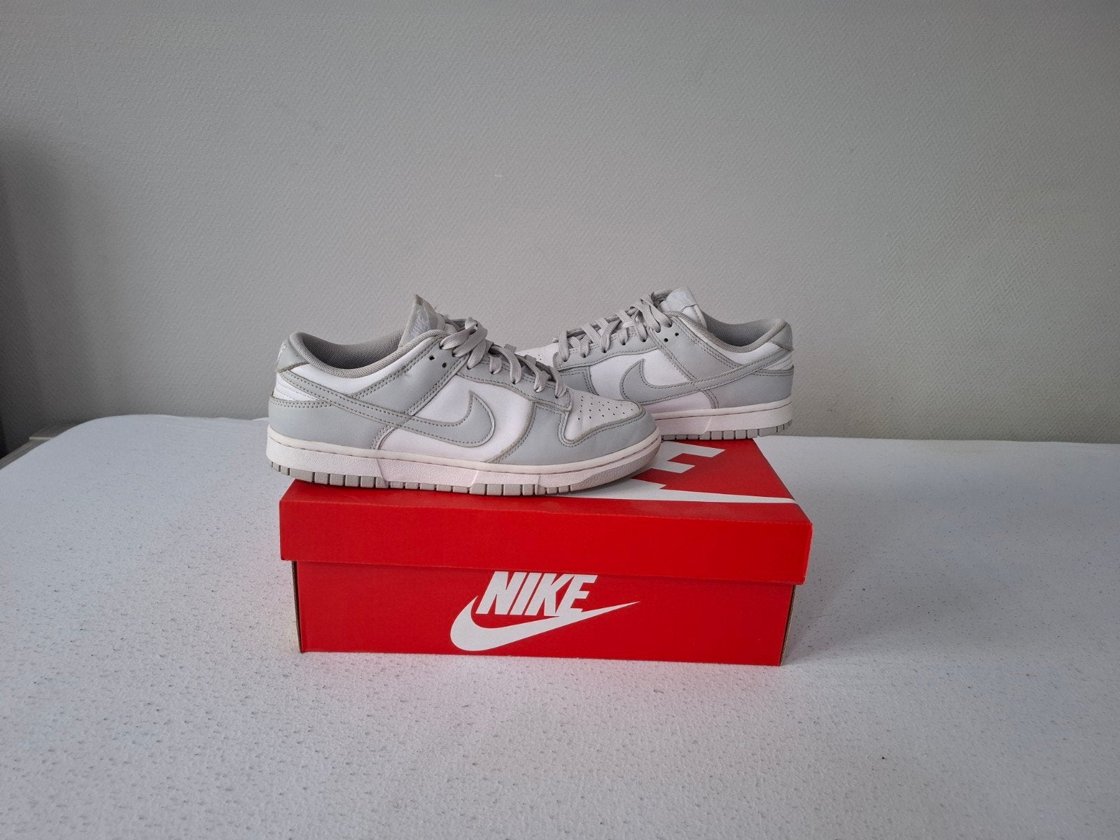 Nike dunks - maat 40.5, Vêtements | Hommes, Chaussures, NIKE, Enlèvement, Porté, Blanc