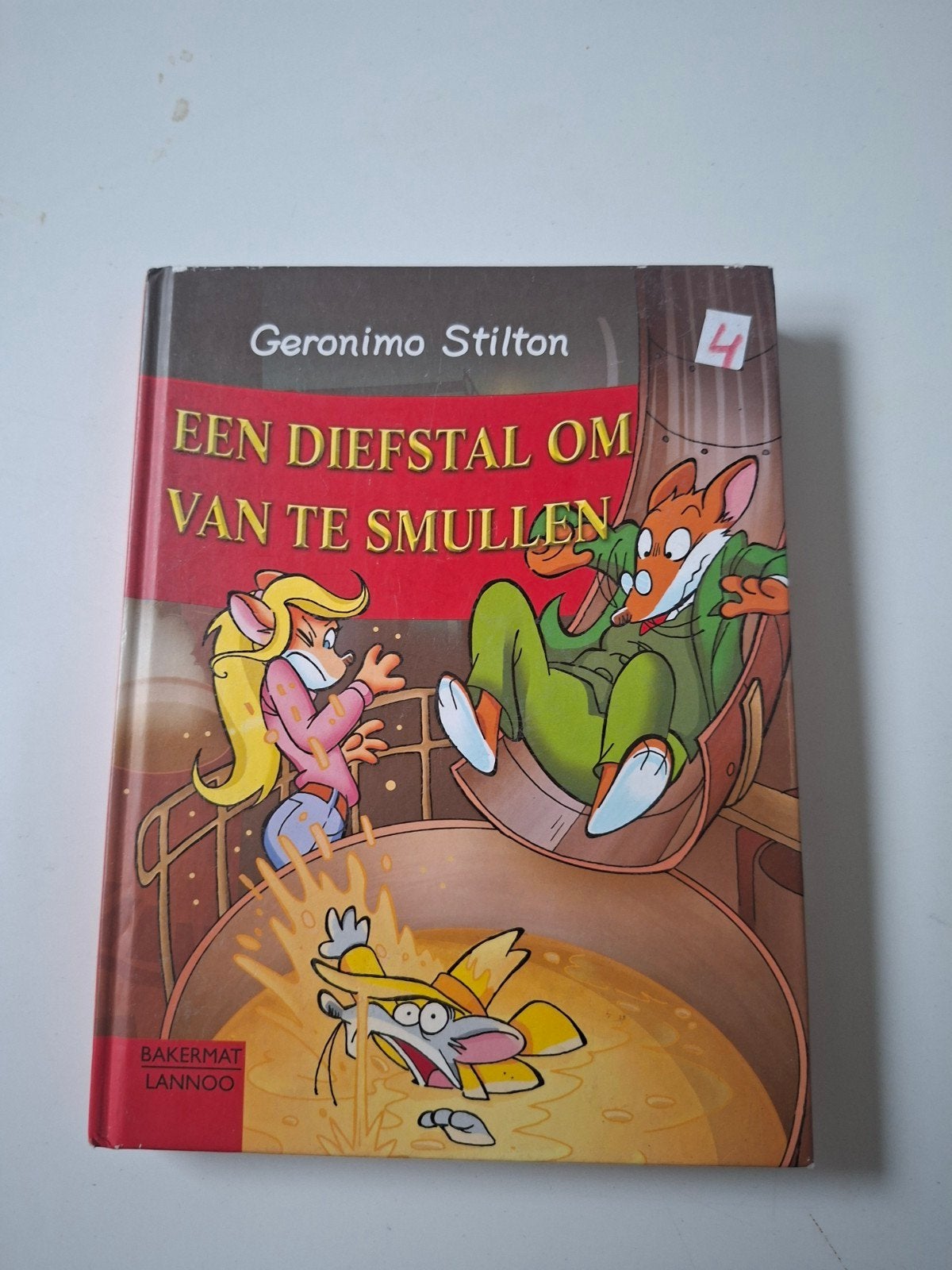 Stilton Geronimo - Een diefstal om van te smullen, Ophalen of Verzenden, Stilton Geronimo