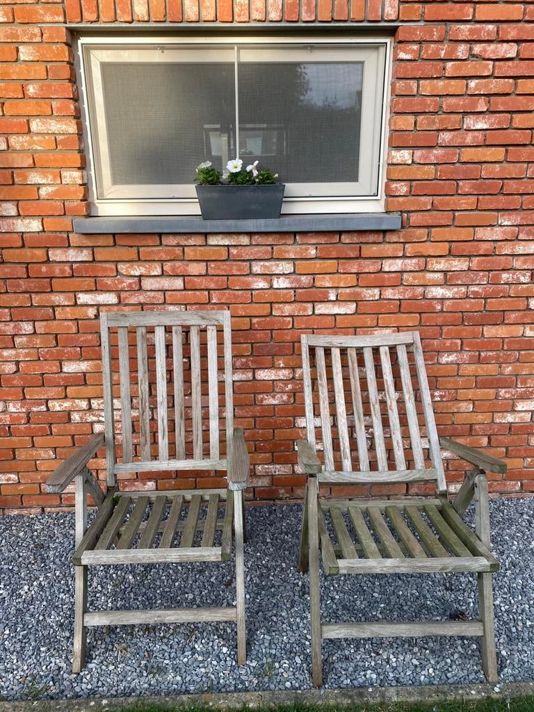 Twee plooibare teak ligstoelen, Tuin en Terras, Ophalen, Gebruikt