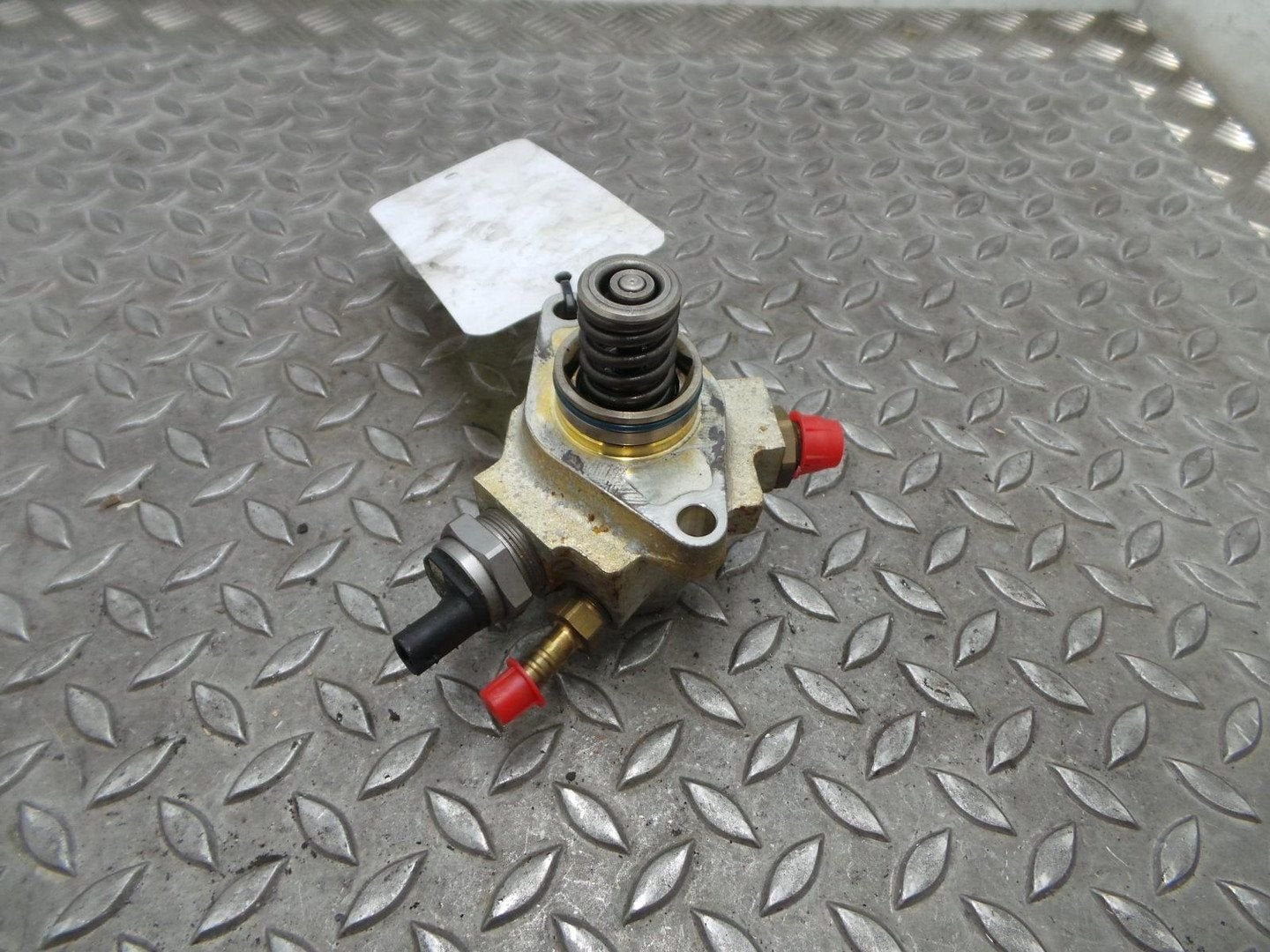 VOLKSWAGEN GOLF BRANDSTOF POMP VOOR DE INJECTOR 2014, Enlèvement ou Envoi, Utilisé, Stiba membre