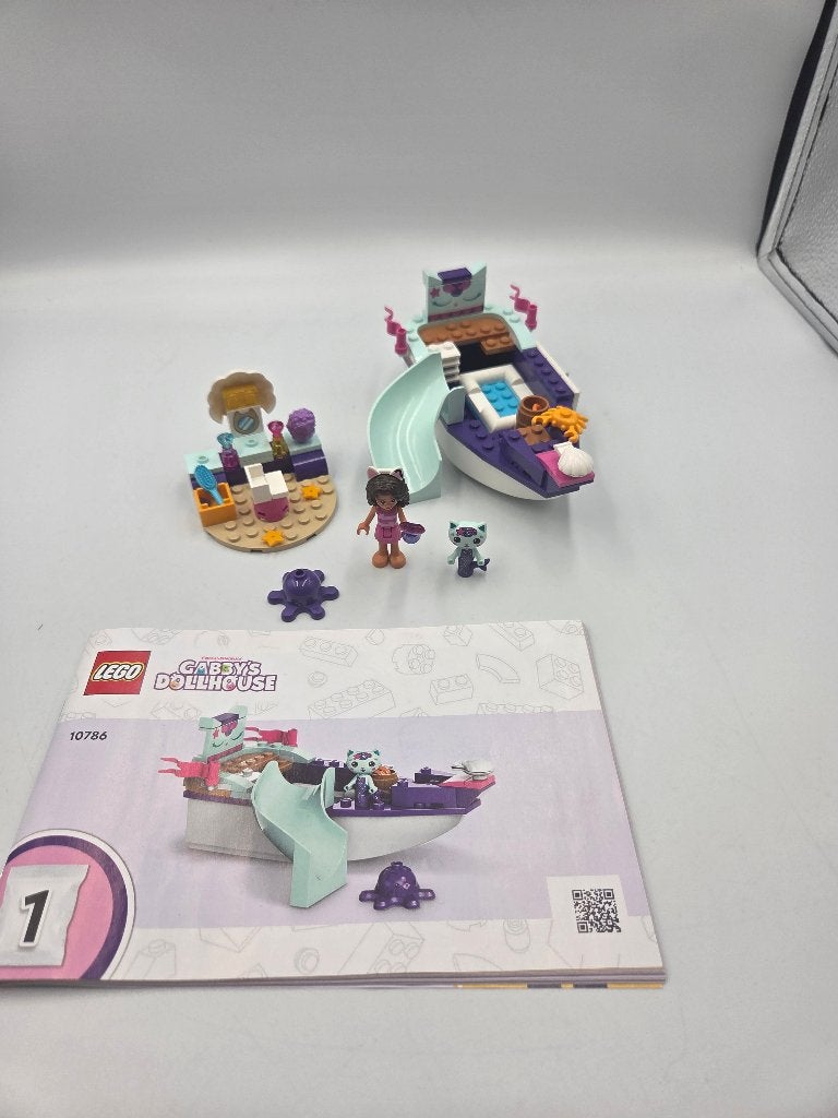 Lego Gabby´s Poppenhuis 10786 Gabby & MerCat's Ship & Spa, Kinderen en Baby's, Lego, Ophalen of Verzenden, Zo goed als nieuw, Inclusief instructies