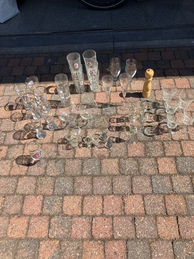 Glazen, Enlèvement
