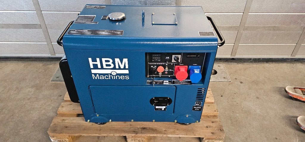 HBM 7900 Watt Diesel Generator - Aggregaat 400/230/12 Volt, Doe-het-zelf en Bouw, Aggregaten, Ophalen of Verzenden, Zo goed als nieuw