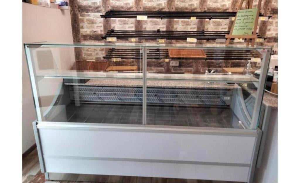 Frigo, pâtisserie 2 m état, impeccable, Ophalen, Zo goed als nieuw