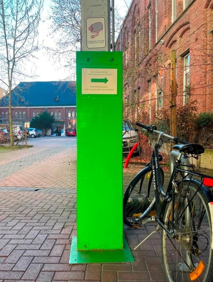 Signalisatie paal