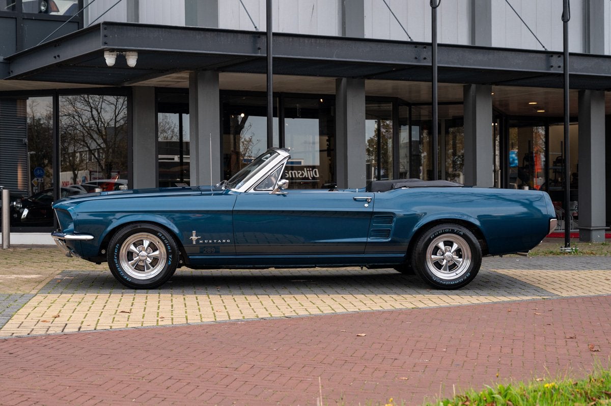 Ford Mustang 4.7 Convertible (automatique), Autos, Cuir, Achat, Entreprise, Carnet d'entretien