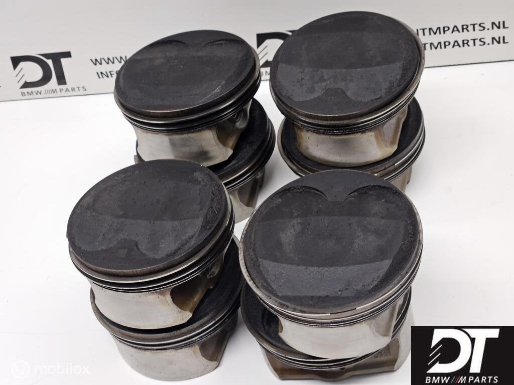 Set zuigers BMW M3 E92 S65 V8 S65B40 11257840922, Gebruikt, Ophalen of Verzenden, BMW, BMW