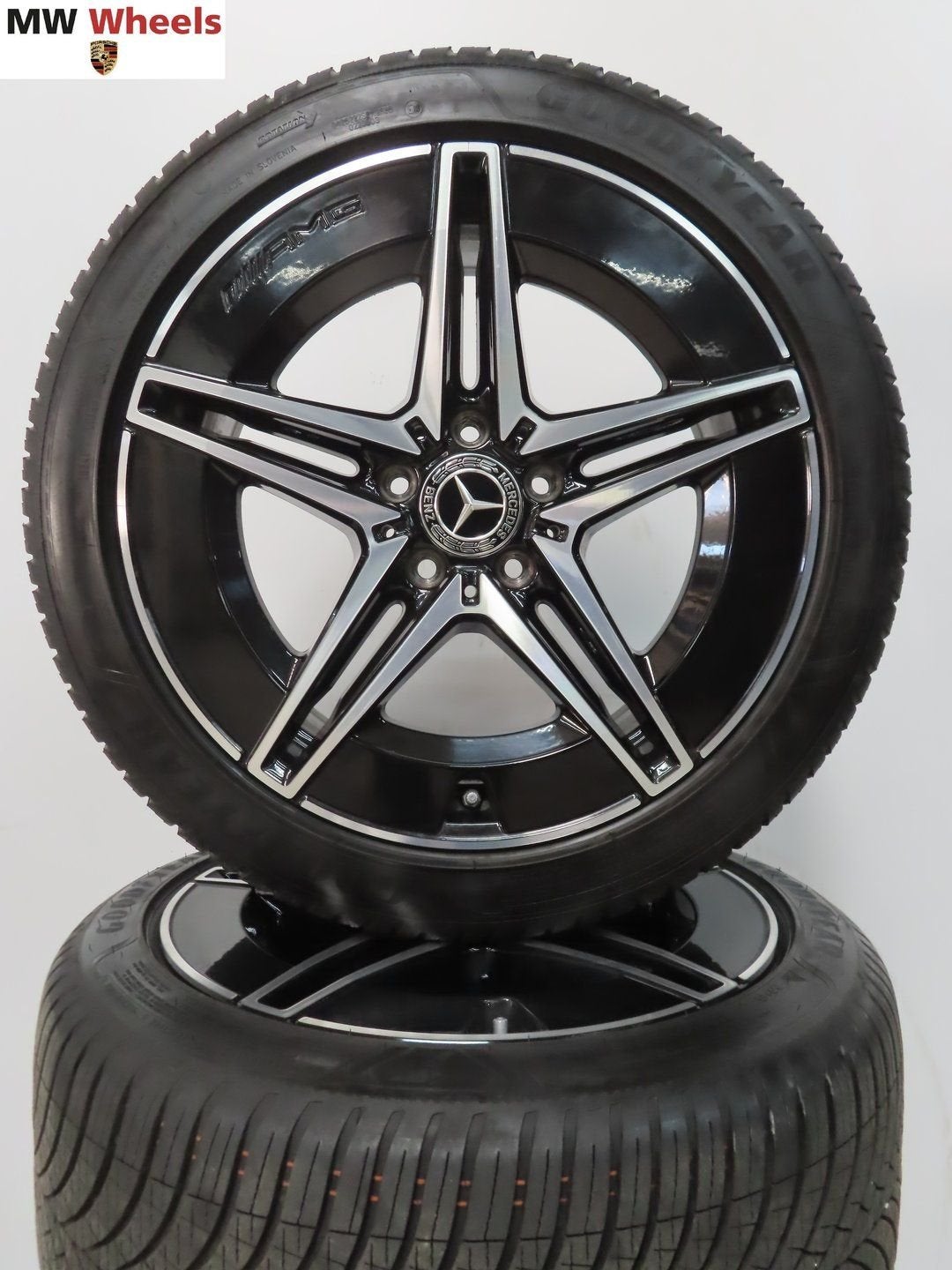 Mercedes C W206 300E 400E 18 inch AMG velgen met all season, Pneus et Jantes, 4 Saisons, Véhicule de tourisme, -