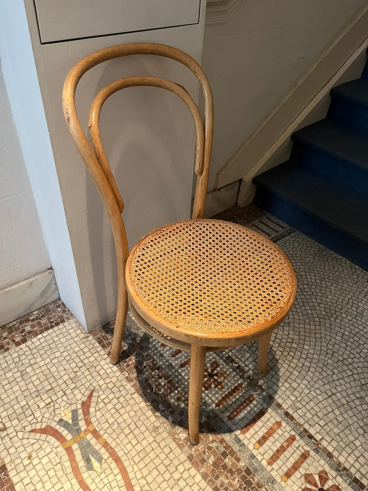 Chaise Thonet (dont une gratuite), Enlèvement