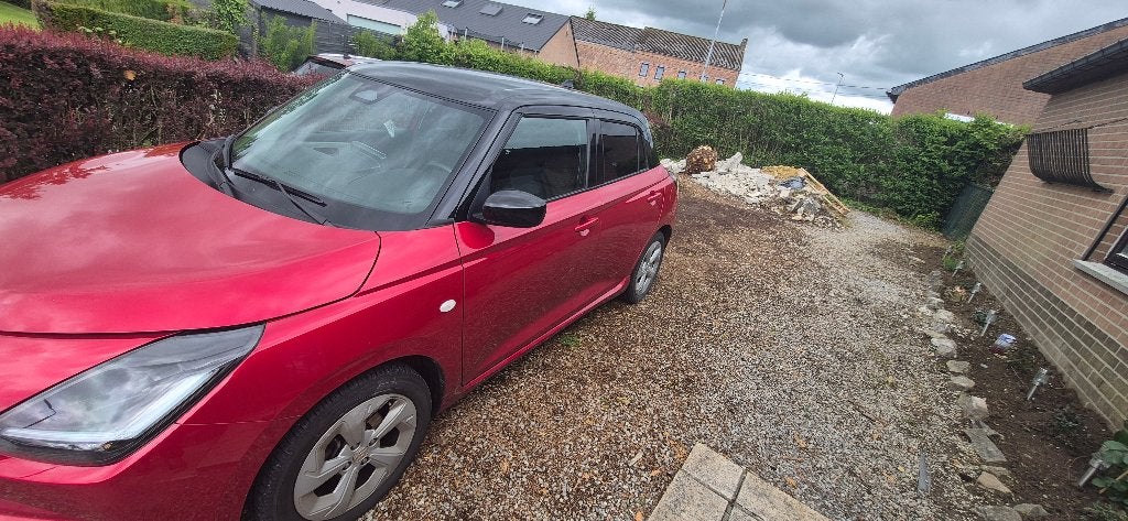Suzuki suffit, Auto's, Voorwielaandrijving, Stof, Beige, Geheel digitaal combi-instrument
