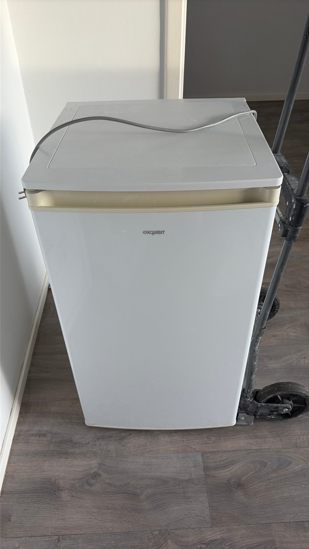 Kleine koelkast, Elektronische apparatuur, Ophalen, Zo goed als nieuw