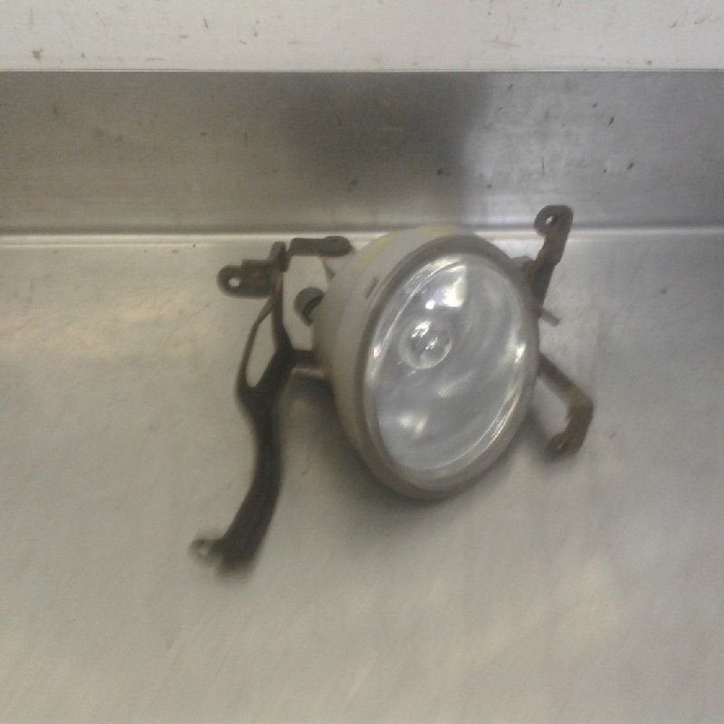 MISTLAMP LINKS VOOR Hyundai Matrix (01-2001/04-2010), Hyundai Motor Deutschland GmbH, Gebruikt, Kaiserleipromenade 5
63067  Offenbach am Main, DE