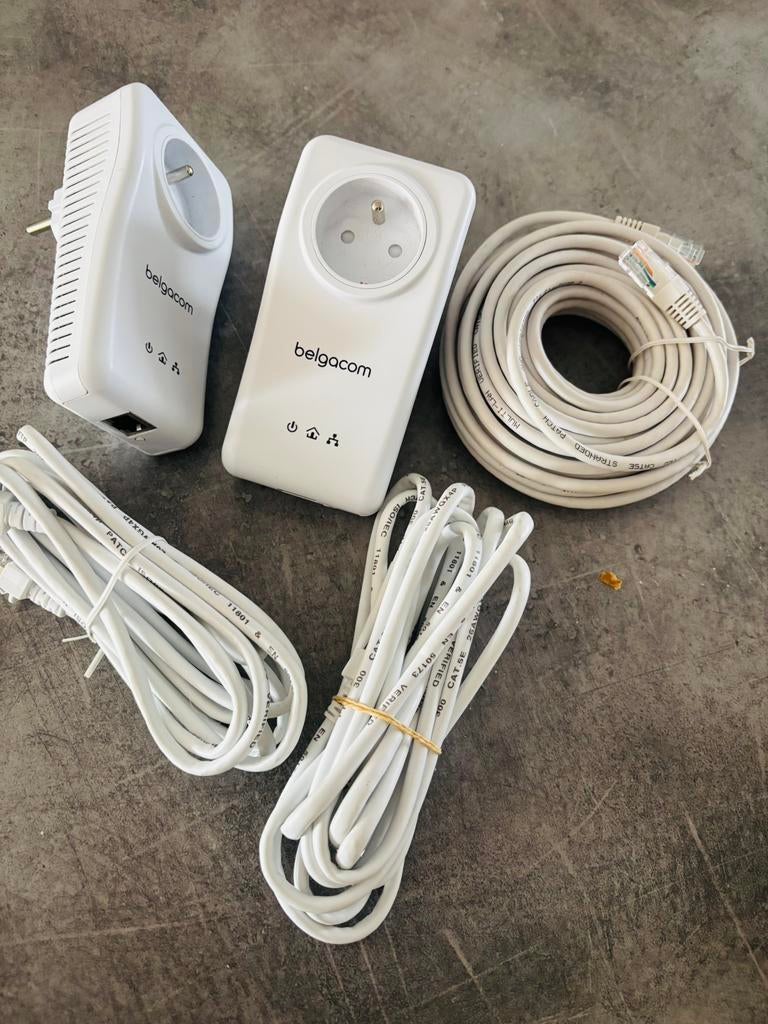2 adaptateurs wifi brlgacom, Ophalen of Verzenden