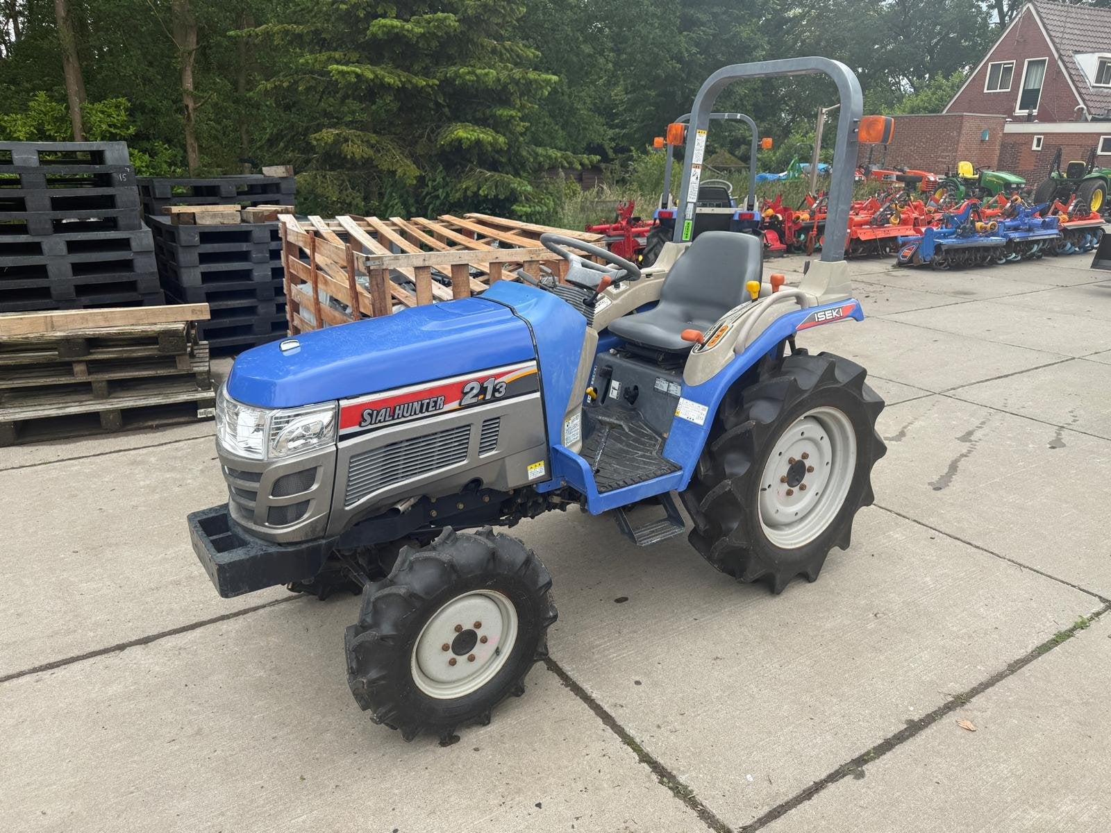 Iseki TH213 381uur, Articles professionnels, Machines & Construction | Jardin, Parc & Sylviculture, Autres types