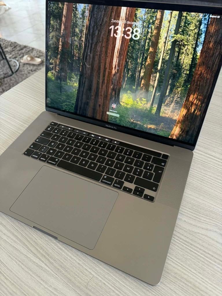 macbook pro 2019, Computers en Software, Apple Macbooks, Gebruikt, 512 GB, Ophalen of Verzenden, MacBook