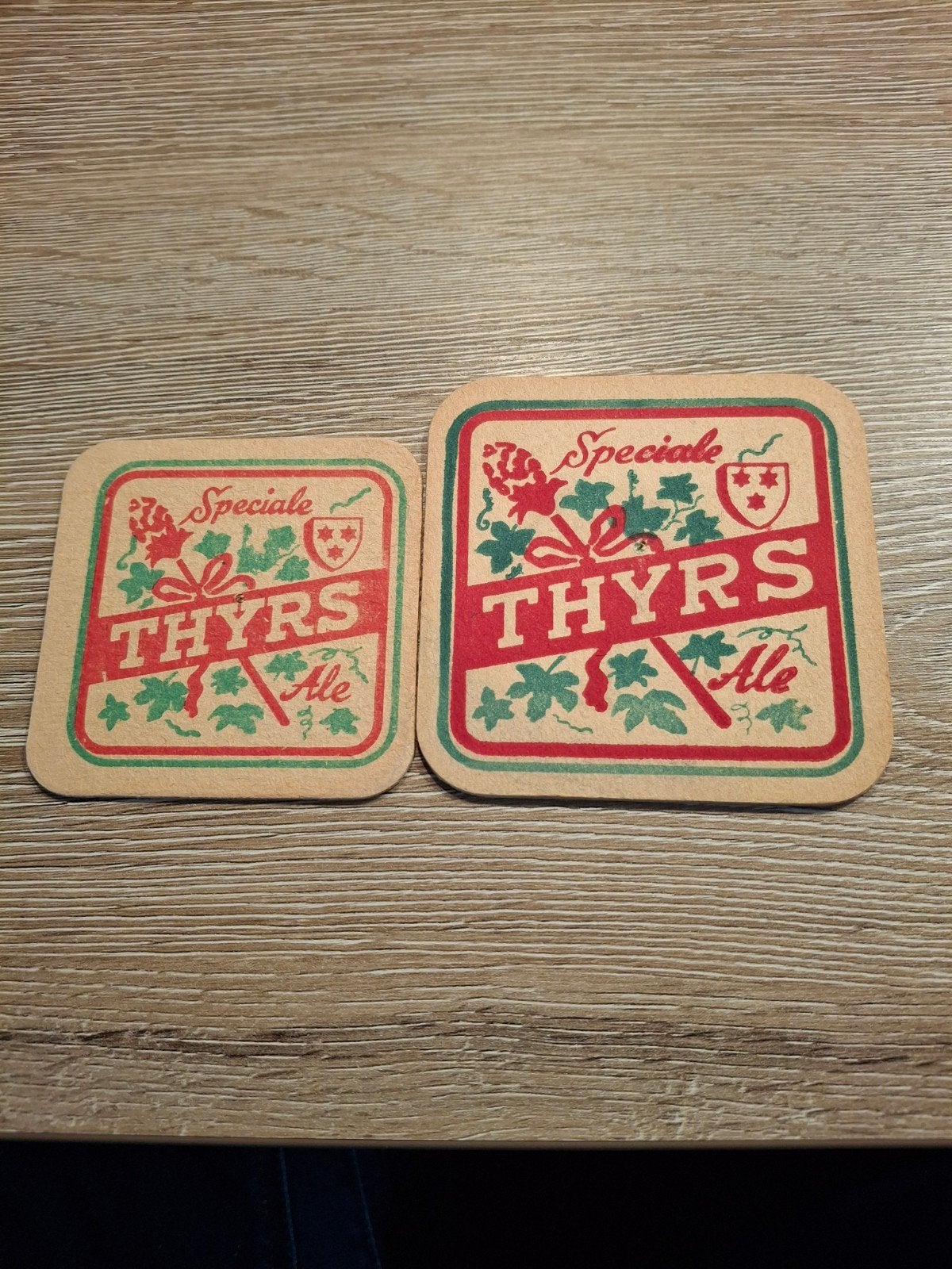 oude bierviltjes thyrs bacchus baasrode, Verzamelen, Ophalen of Verzenden