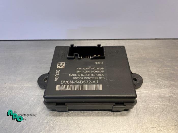 Module verrouillage central des portes d'un Ford Focus (Focu, -, 3 mois de garantie, -, -
