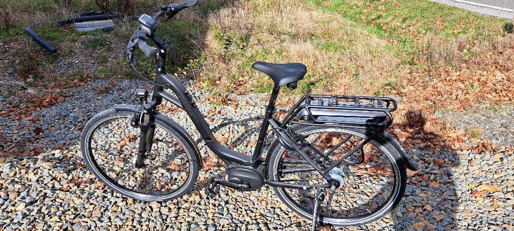 Vélo de ville Pegasus Solero E8R Plus comme neuf,  277 km, Autres marques, Frein à rétropédalage, Comme neuf, Enlèvement