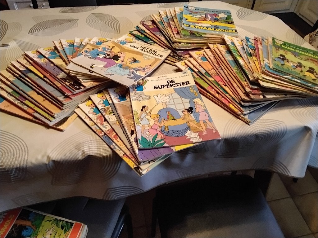 Strips jommeke, Boeken, Stripverhalen, Gelezen, Meerdere stripboeken, Ophalen
