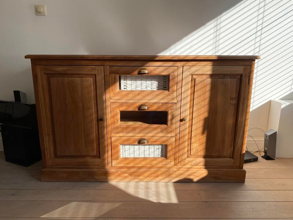 Lage dressoir in teakhout, Huis en Inrichting, Kasten | Dressoirs, Zo goed als nieuw, Teakhout, Ophalen