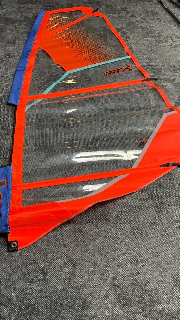 STX Minikid 3.0 Complete Rig, Sports nautiques & Bateaux, Planche à voile
