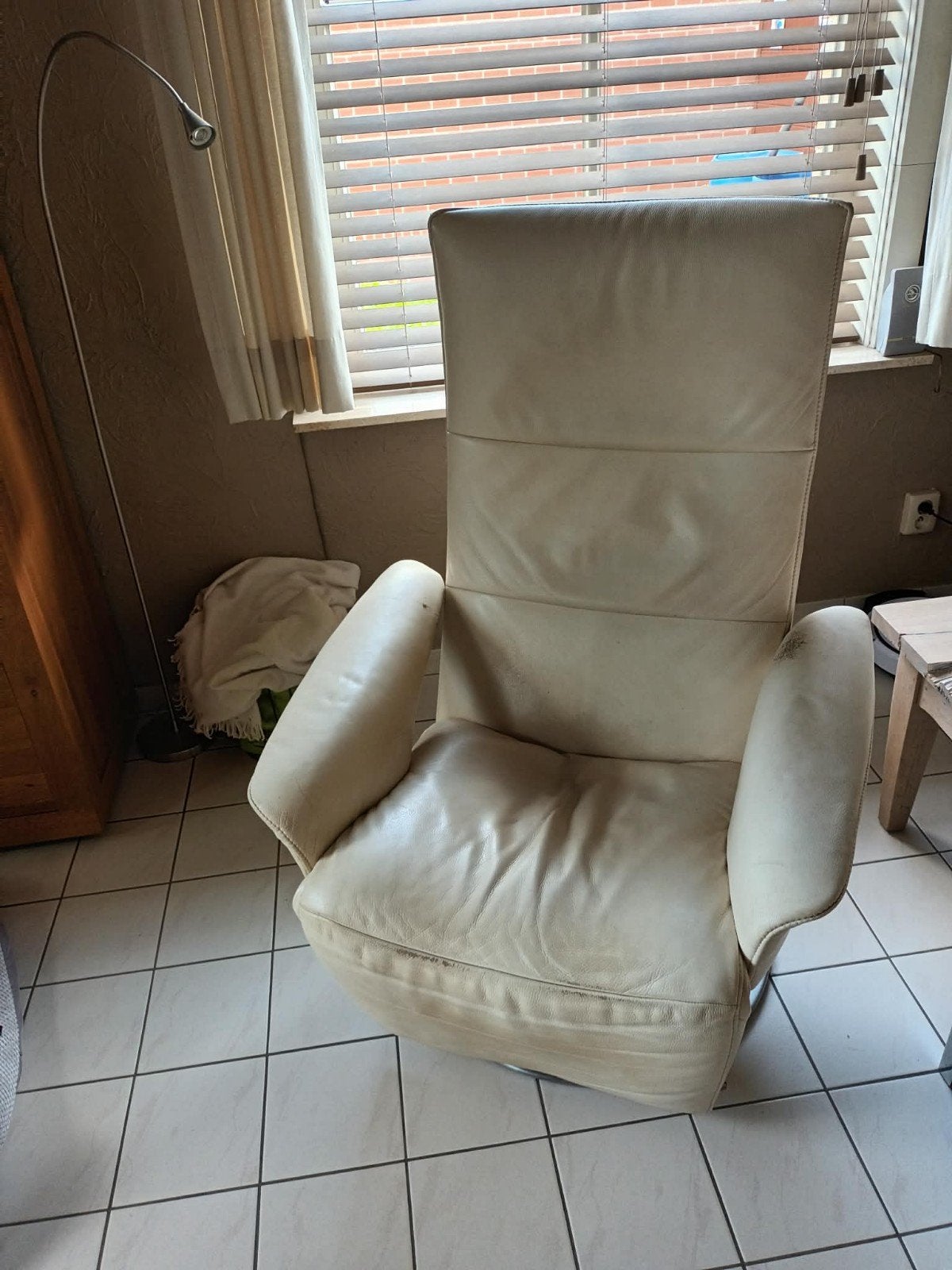 "Gratis"relaxzetel ,merk Jori,met schade, Enlèvement, Utilisé, Cuir