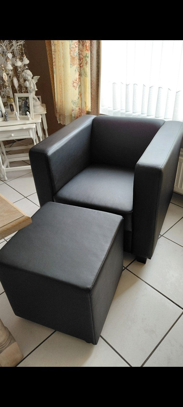 zwarte zetel + poef, Huis en Inrichting, Ophalen