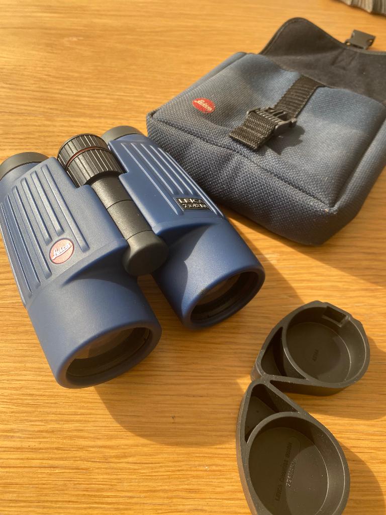 Leica 7x42 BA verrekijker – Made in Germany, Ophalen of Verzenden, Zo goed als nieuw, Met hoes of tas, Dakkant (recht)
