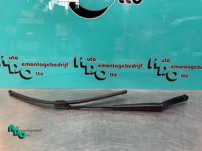 Bras essuie-glace avant d'un Volkswagen Golf (Golf 09-), Volkswagen, -, 3 mois de garantie, Utilisé