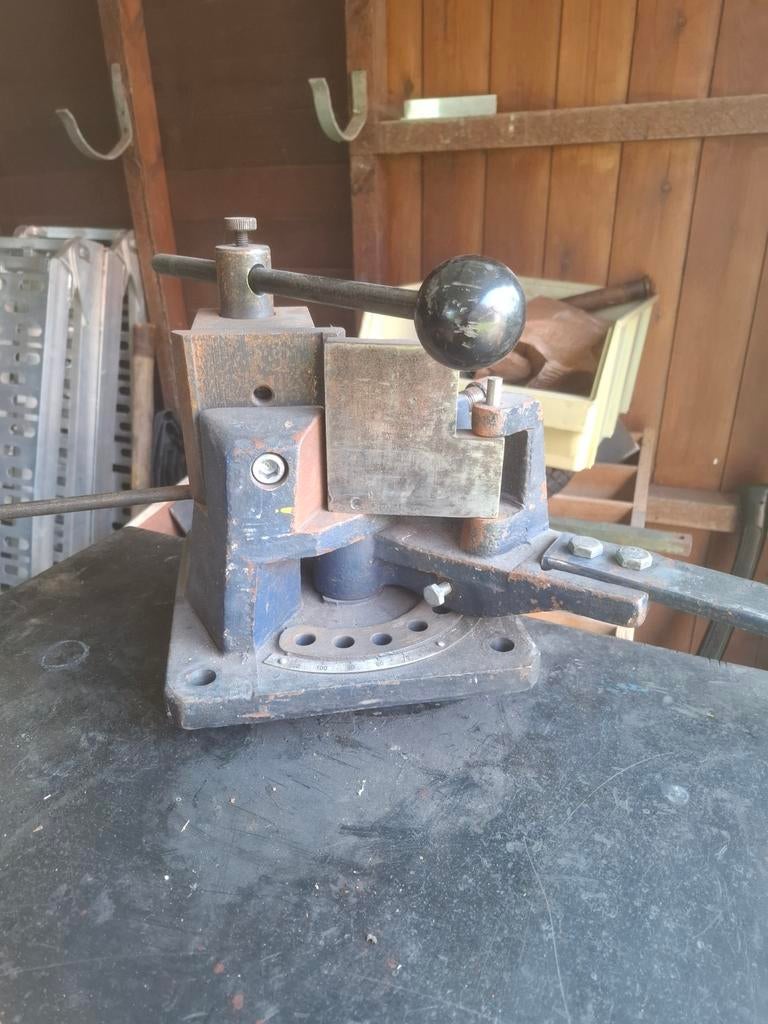 Cintreuse en métal, Enlèvement