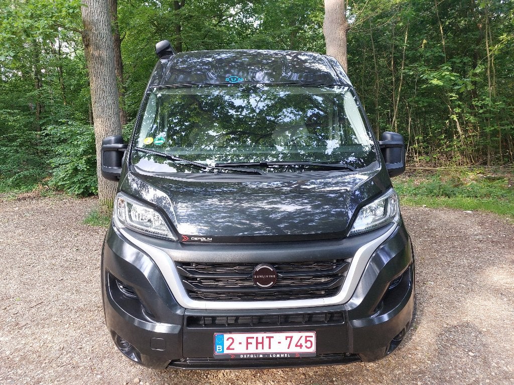 Compacte buscamper Sun Living V 55 SP, Caravanes & Camping, Camping-cars, Particulier, jusqu'à 2, Modèle Bus ou Fourgon aménagé