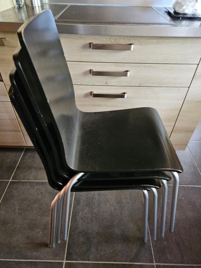 Lot 4 chaises noires IKEA, Enlèvement, Utilisé, Bois, Quatre