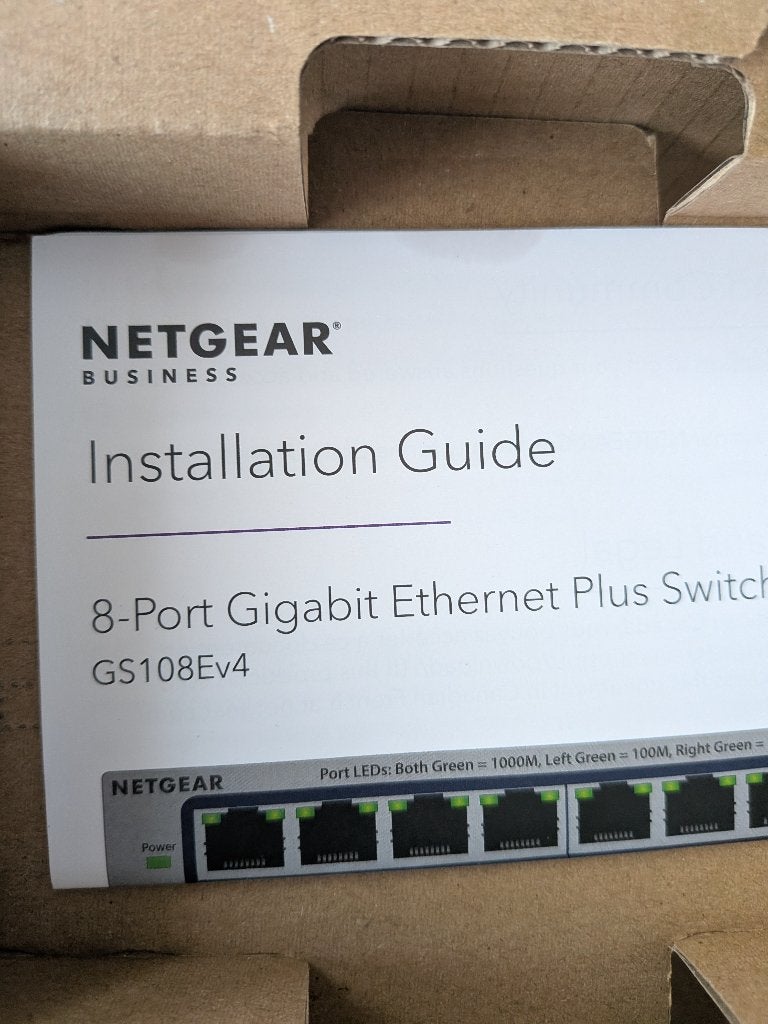 NETGEAR (GS108EV4) Switch Ethernet 8 Ports RJ45, Computers en Software, Netwerk switches, Ophalen of Verzenden, Nieuw