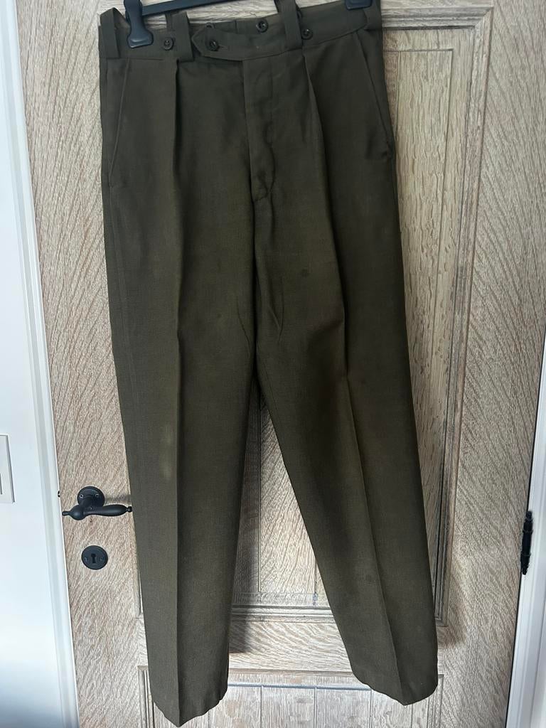 Uniforme militaire belge original 1964, Enlèvement, Porté
