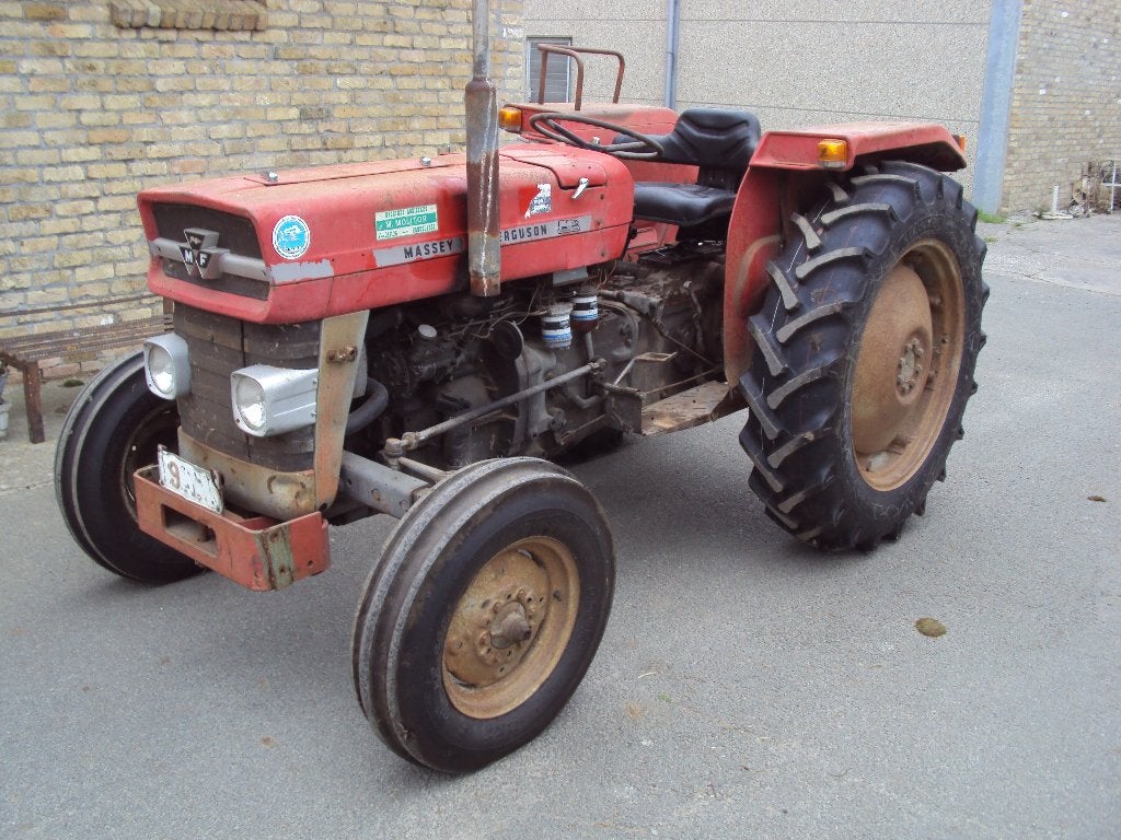Massey 135, Zakelijke goederen, Ophalen
