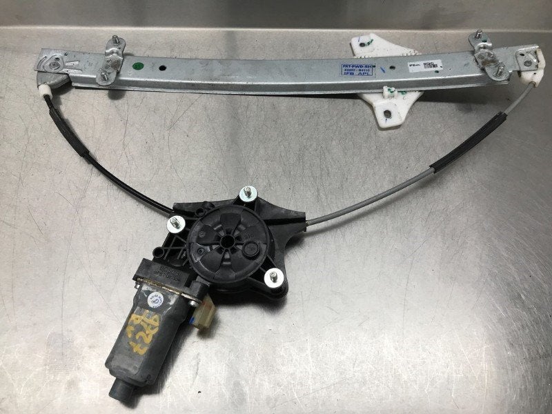 RAAMMECHANIEK RECHTS VOOR Hyundai i10 (B5) (|82402B4110|), Gebruikt, Hyundai