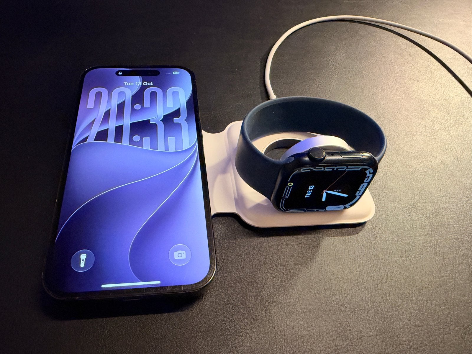 Apple Set: iPhone + Apple Watch + Apple wireless charger, Ophalen, Zo goed als nieuw, Apple, Apple