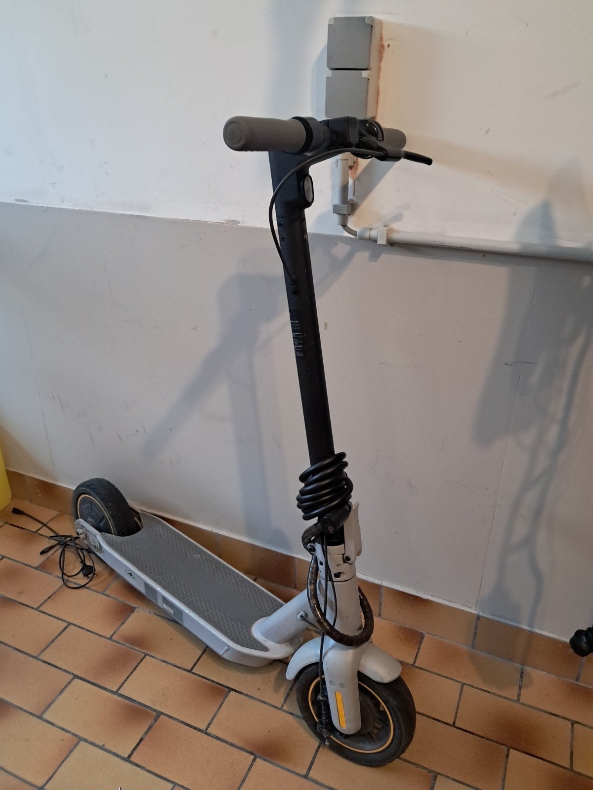 Geef en bod  elk bod is goed !!! Segway Ninebot MAX G30LE, Vélos & Vélomoteurs, Trottinettes, Enlèvement