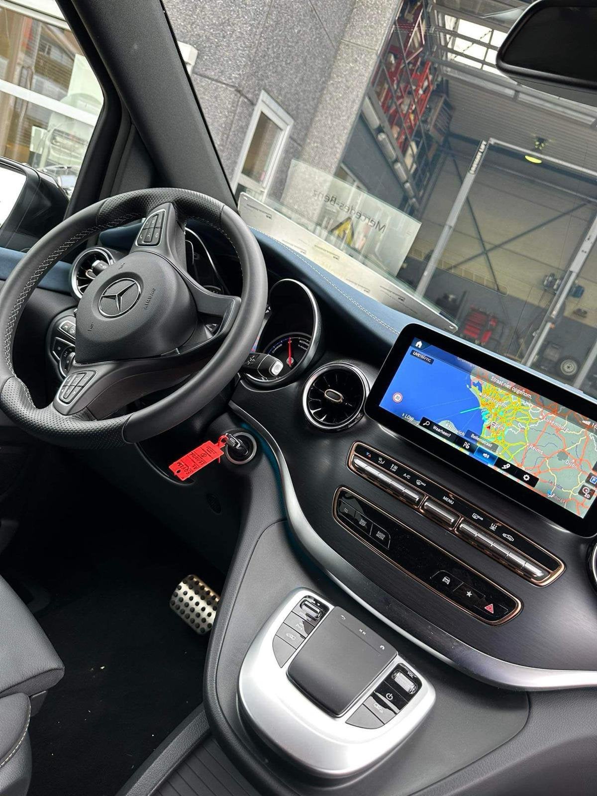 Mercedes Classe V EQV 250 | Avantgarde | Châssis long | TVA, Achat, Entreprise, Garantie prolongée, Entretenue par le concessionnaire
