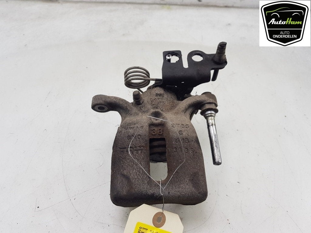REMKLAUW RECHTS ACHTER ABS Caddy IV (|2K5615424A|), Gebruikt, Postoffice@zf.com, Löwentaler Straße 20
88046  Friedrichshafen, DE