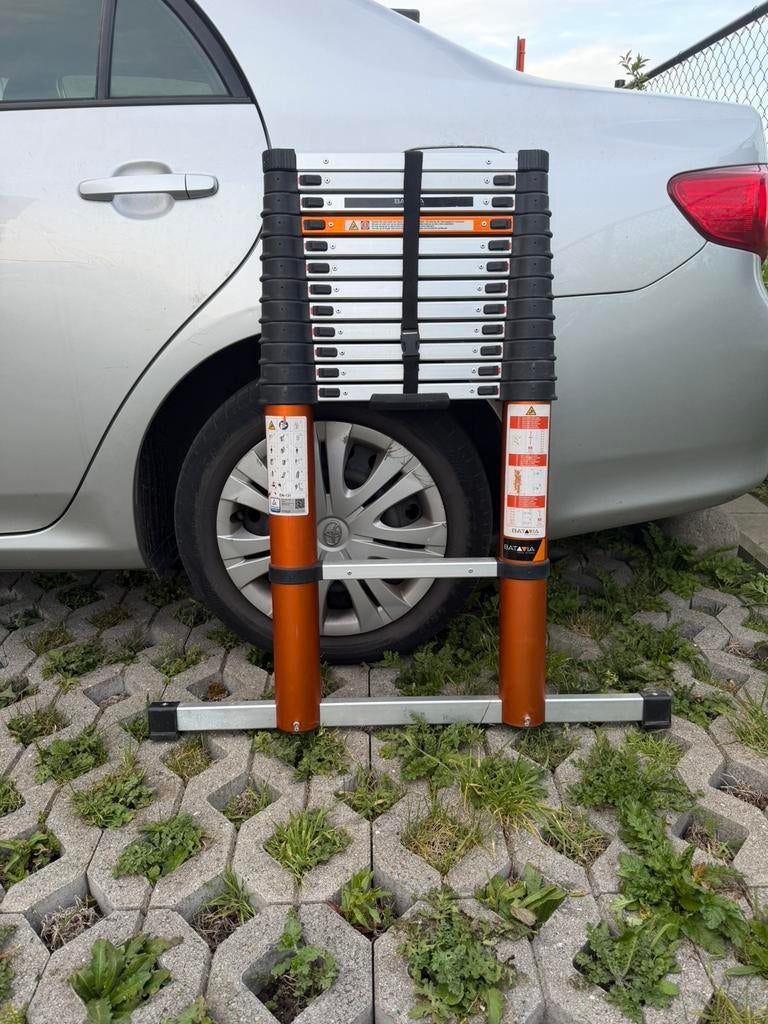 Ladder batavia, Doe-het-zelf en Bouw, Ladders en Trappen, Ophalen of Verzenden, Zo goed als nieuw, Ladder, Opvouwbaar of Inschuifbaar