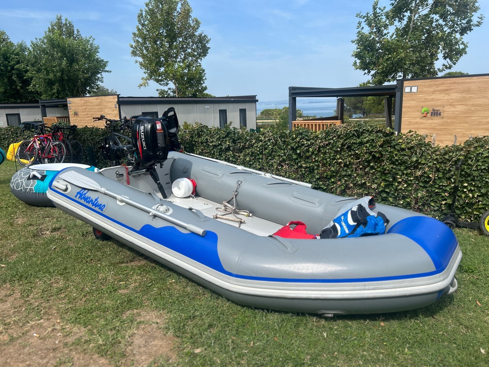 Rubberboot met suzuki motor, Watersport en Boten, Rubberboten, Zo goed als nieuw, Buitenboordmotor, Ophalen