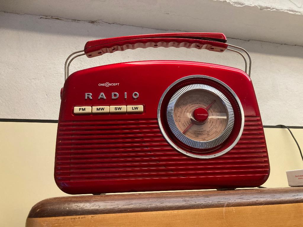Verlaagd in prijs: Retro Radio, Verzamelen, Ophalen, Audio en Video
