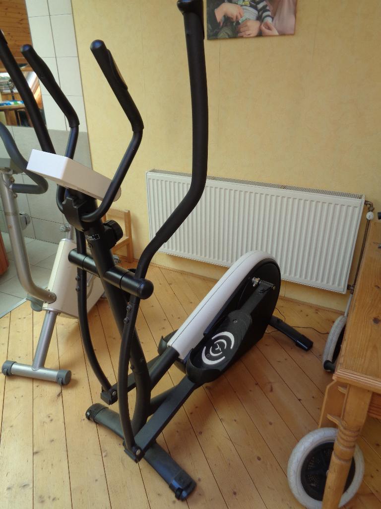 fitness, Sport en Fitness, Fitnessapparatuur, Ophalen, Nieuw, Benen, Crosstrainer