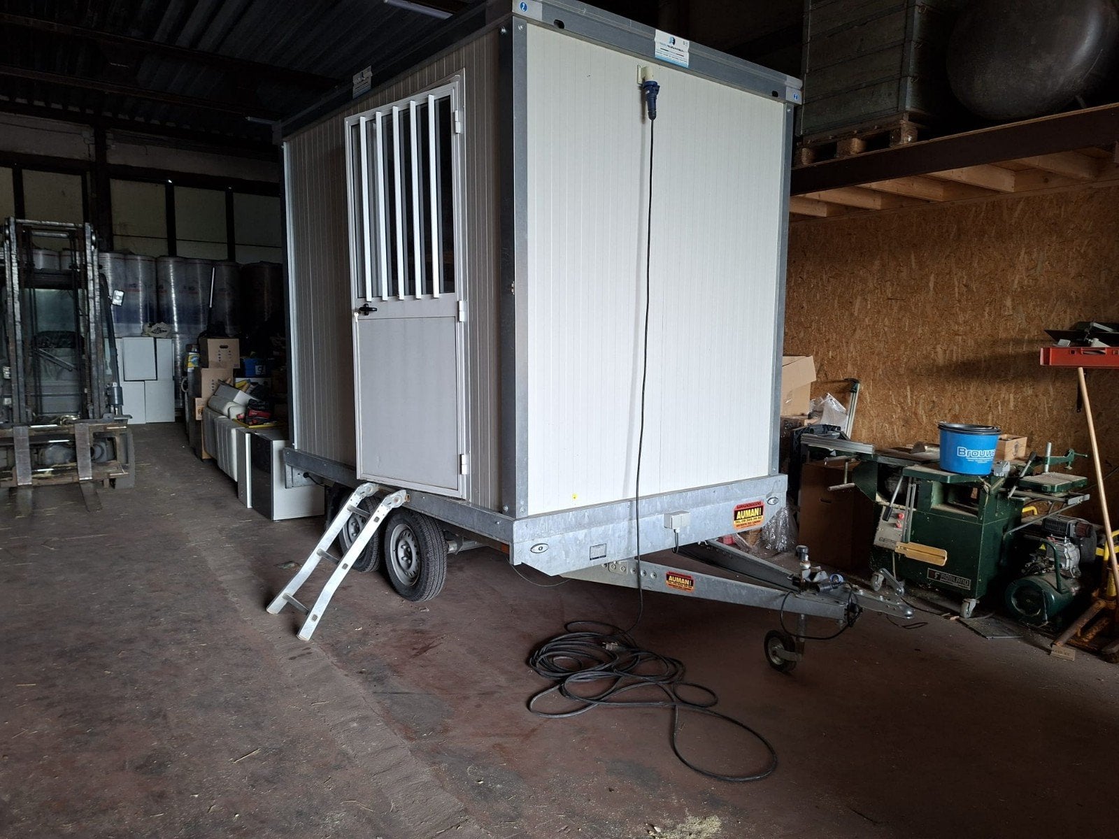 Werfwagen Aumani 3x2, Ophalen, Gebruikt