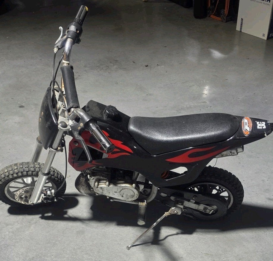 Pocket Piwi Sanchez 49Cc, Fietsen en Brommers