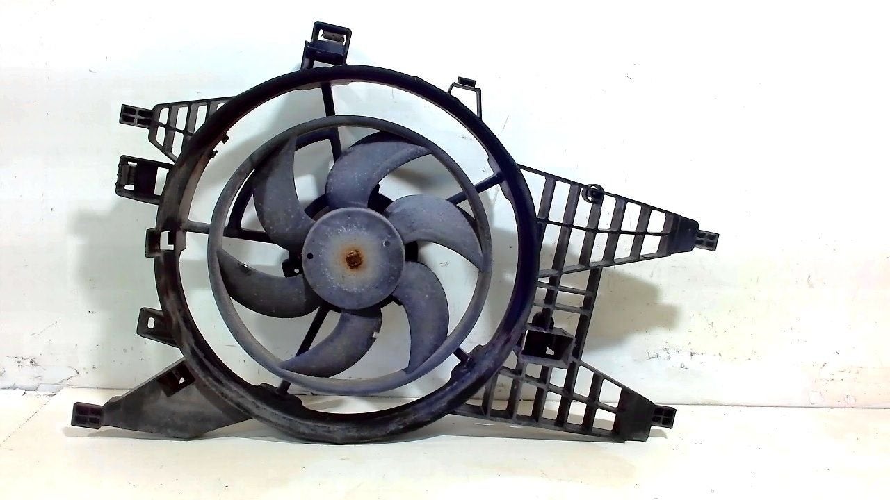 Koelventilatormotor Renault Kangoo, Onderdelen@venauto.nl, Van der Ven Autorecycling B.V., Ettenseweg 76, 4706 PB Roosendaal, The Netherlands