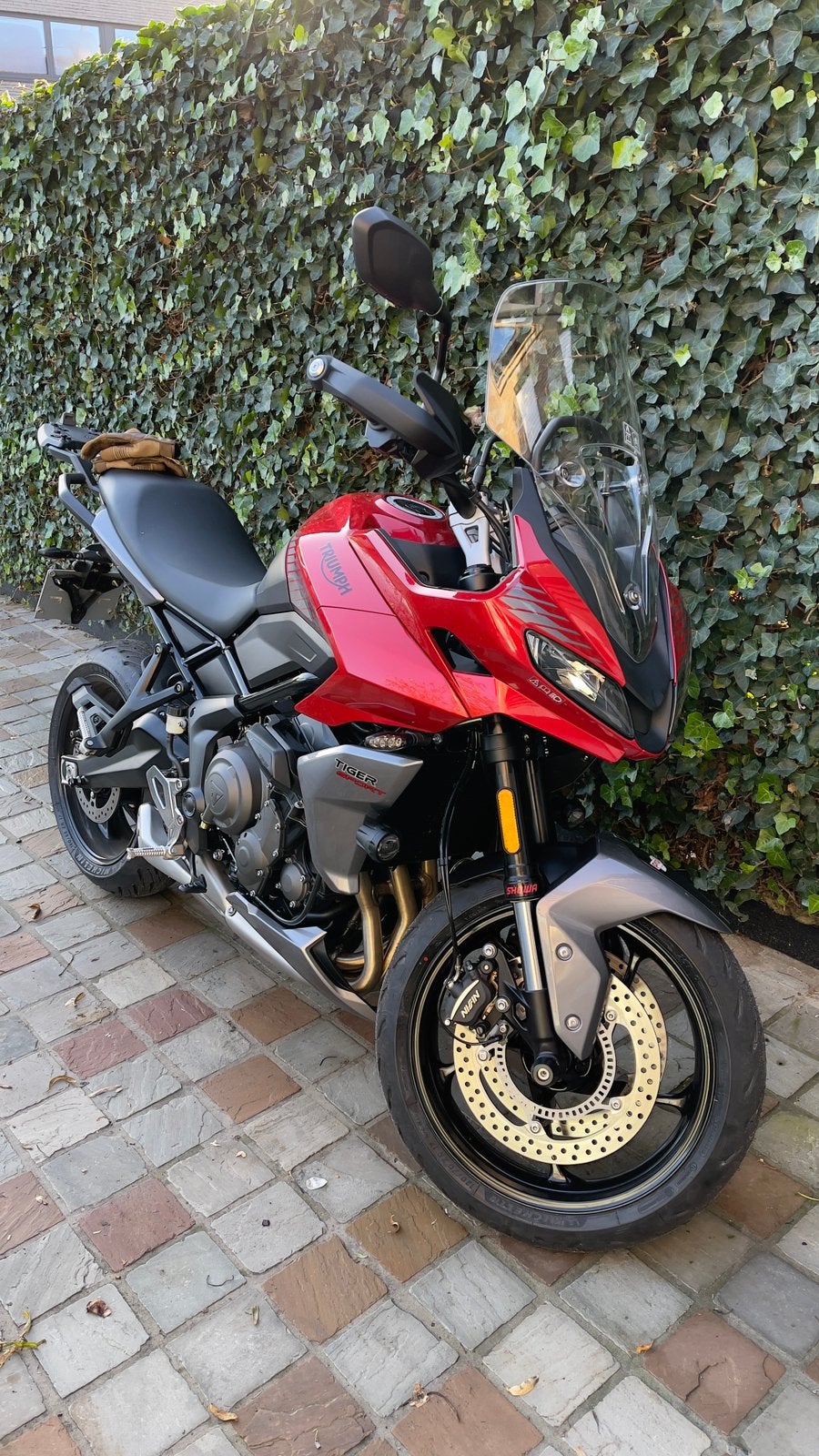 Triumph sport 660 rood nieuw alle opties, Motoren, Nieuw, Motorrijbewijs A, 660 cc, 3 cilinders