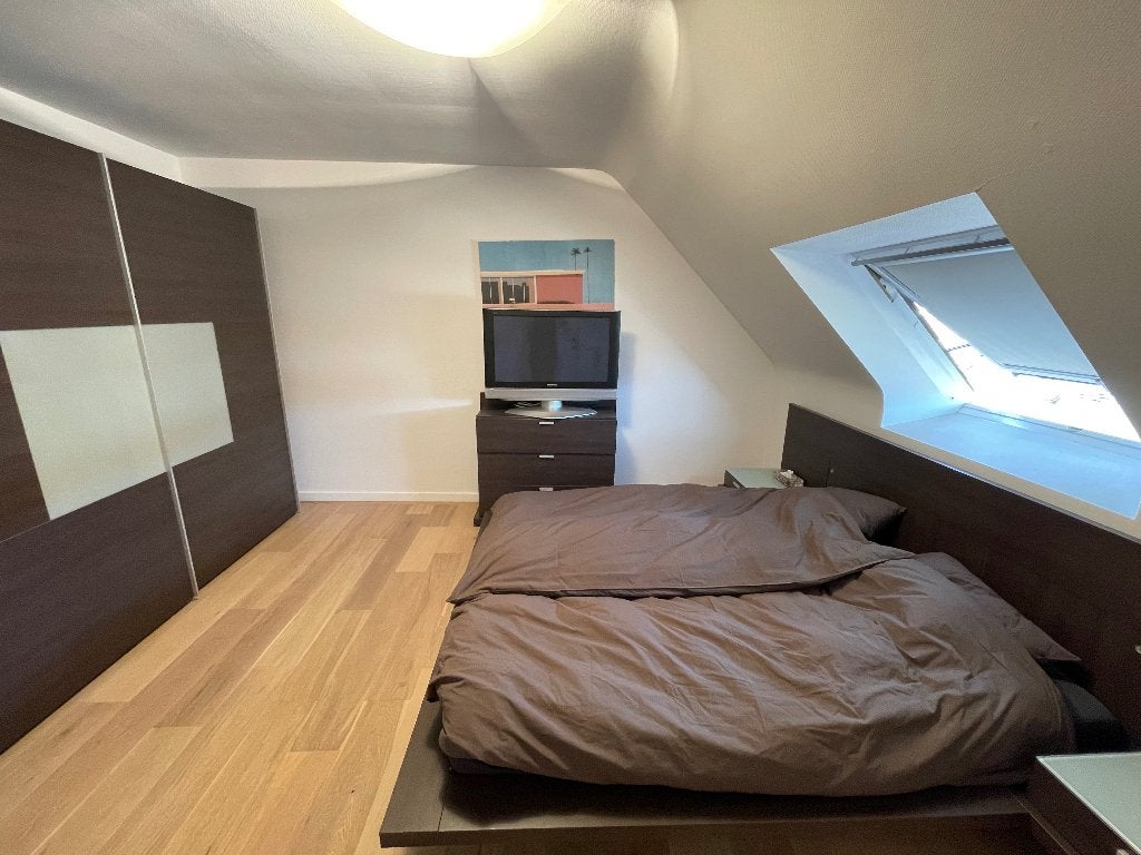 Complete slaapkamer (king size bed + kasten), Huis en Inrichting, Ophalen, Zo goed als nieuw, Modern / klassiek